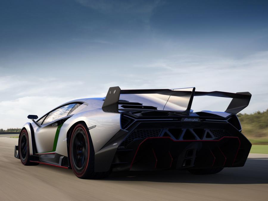  Lamborghini Veneno 2013 года  (фото 12 из 32)